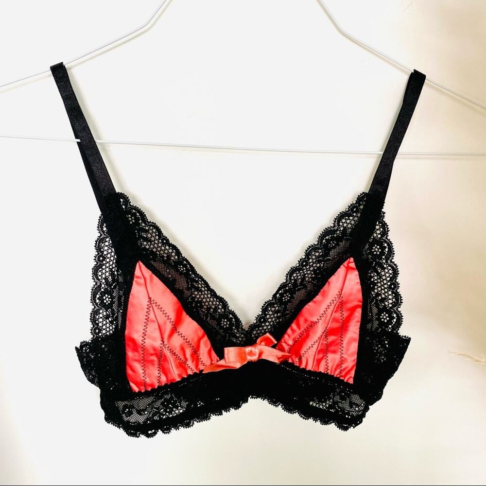 NEW LOVE HAUS REVOLVE Black Lace Neon Pink Satin Triangle Bra Bralette Top XS